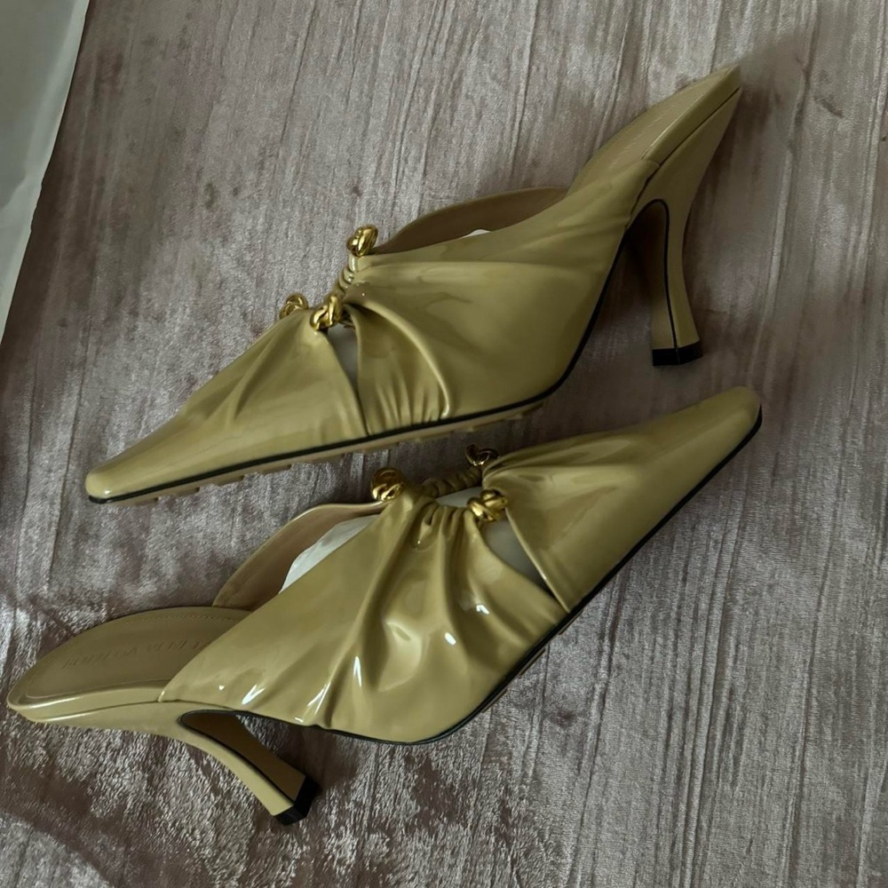 Bottega Veneta bunnie calfskin mule pumps
